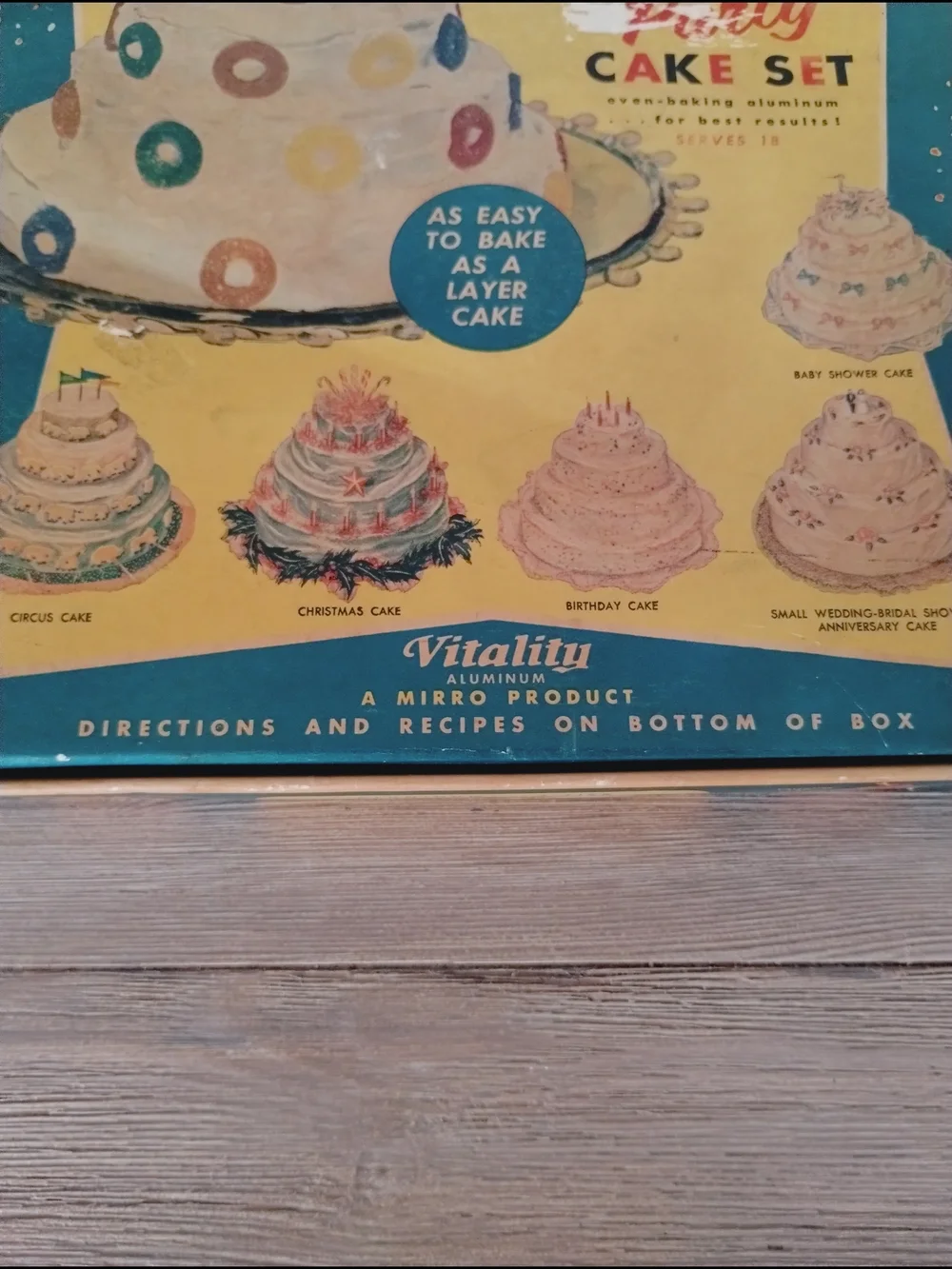 Vintage 1950's Purty 4 Tier Aluminum Pan / Wedding Cake Set